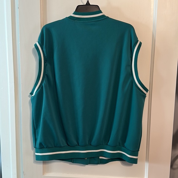 Shein Curve Snap Button Green and White Letterman B Varsity Vest Size 4X - Picture 2 of 7